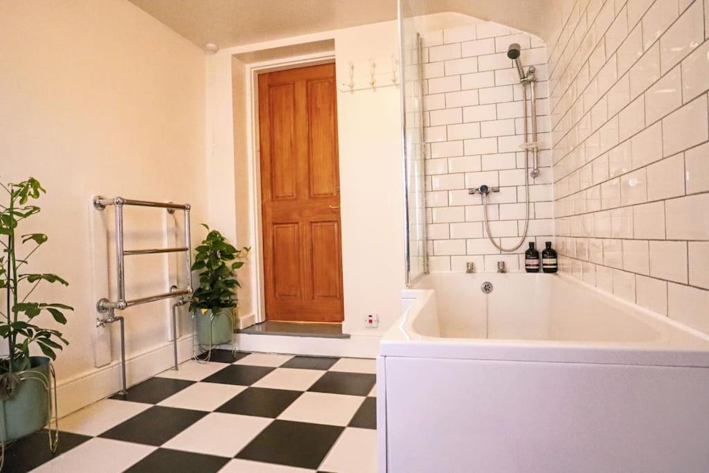 Cute Cottage 5 Min Walk From Cafes Station And Sea Hastings Exteriör bild